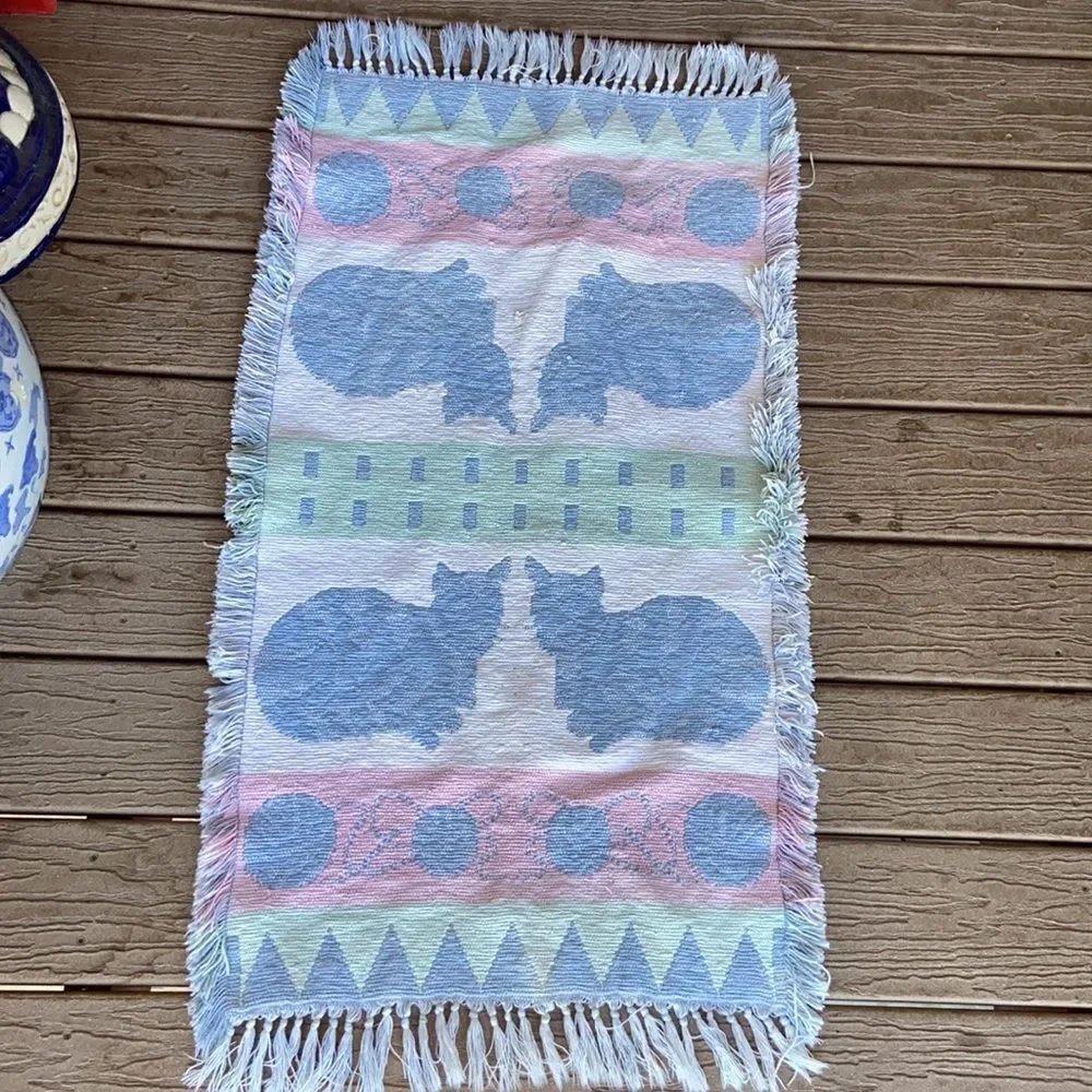 Vintage Tow Bath Rug Mat